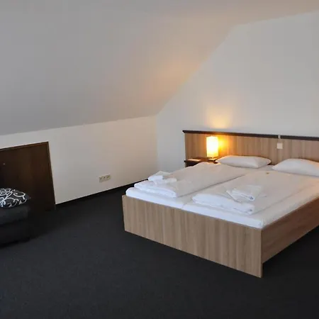 Christkoenigshaus 2* Stuttgart