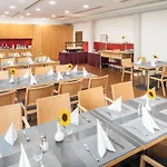 Hotel Christkoenigshaus 2*