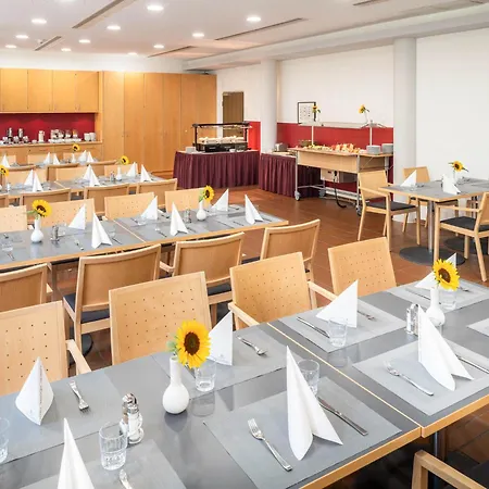 Hotel Christkoenigshaus 2*